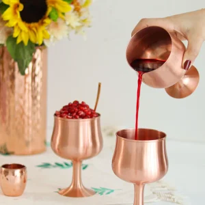 Elegant Copper Mug for Drinking Cocktails, Iced Coffee, and More